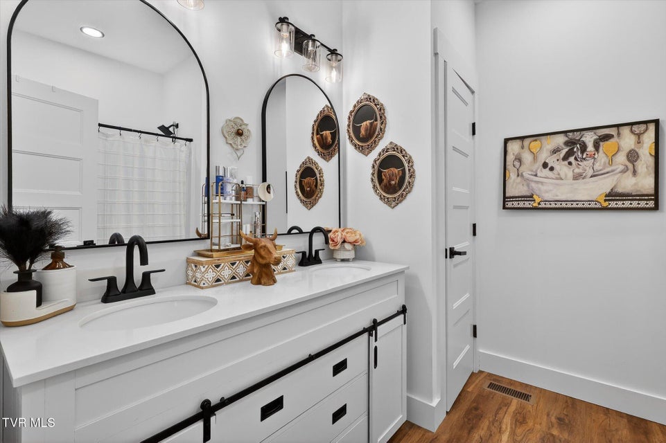 Photo #20: 1610 Millard Street