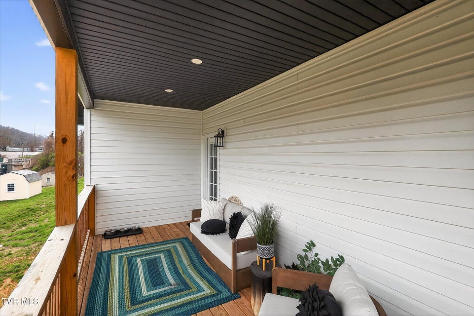 Photo #26: 1610 Millard Street