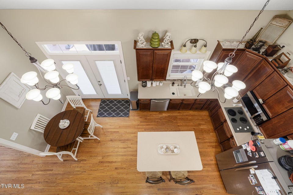 Photo #32: 31 Hickory Point