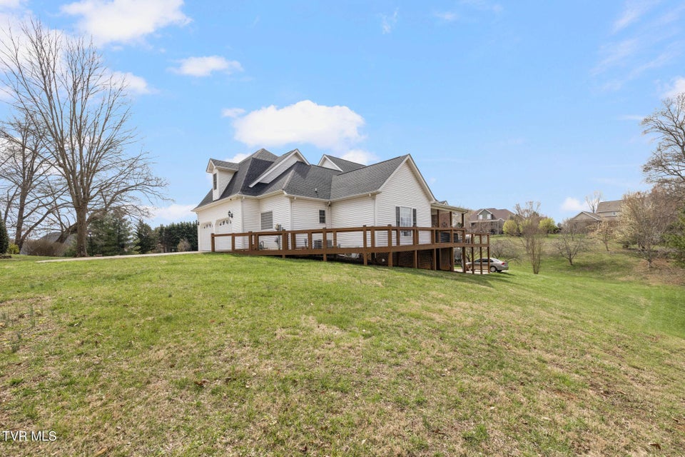 Photo #52: 31 Hickory Point