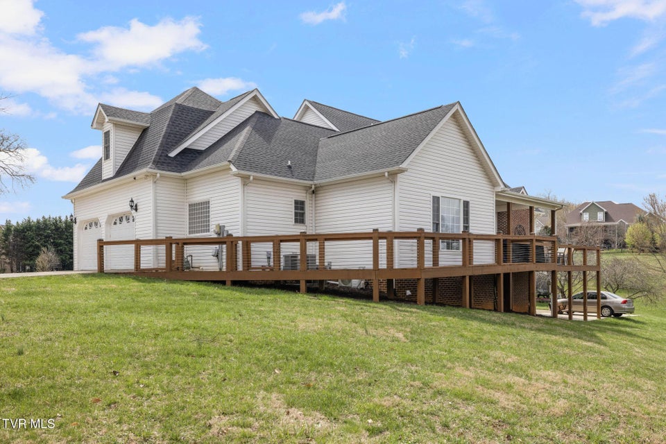 Photo #51: 31 Hickory Point