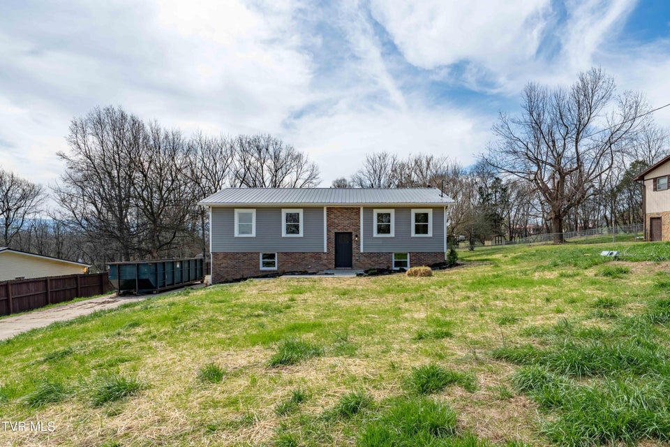 Photo #5: 226 Dorothy Circle