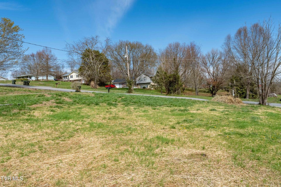 Photo #11: 226 Dorothy Circle