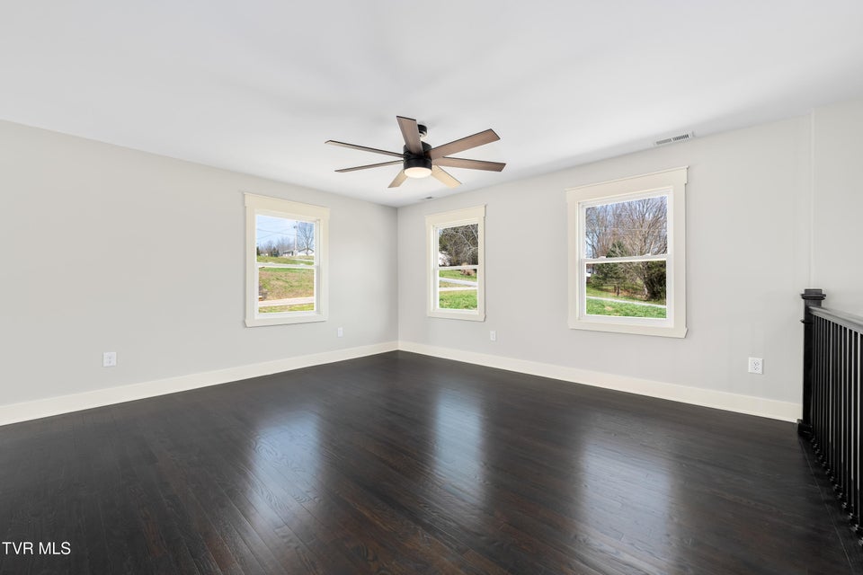 Photo #2: 226 Dorothy Circle