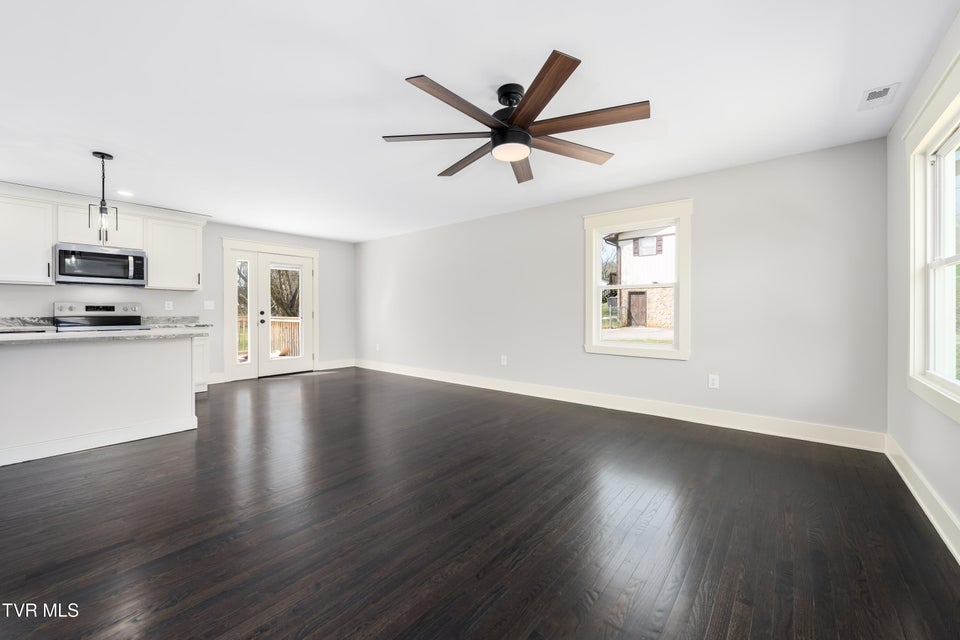 Photo #31: 226 Dorothy Circle