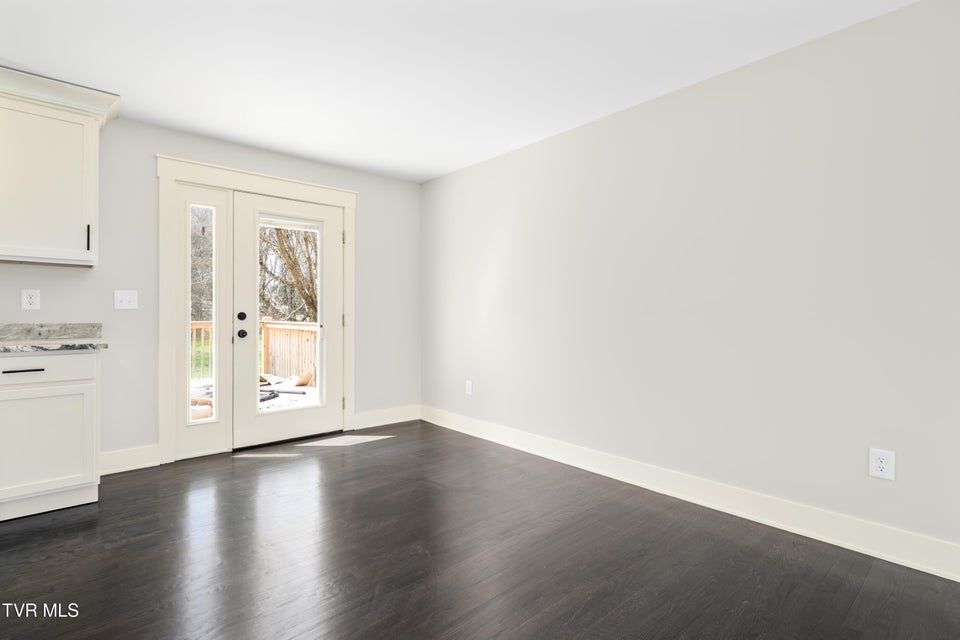 Photo #34: 226 Dorothy Circle