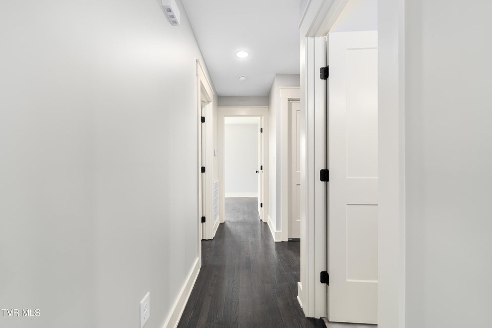 Photo #40: 226 Dorothy Circle