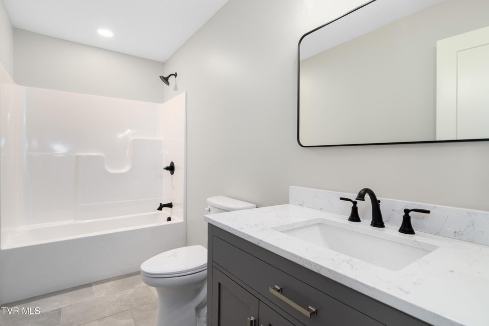 Photo #41: 226 Dorothy Circle