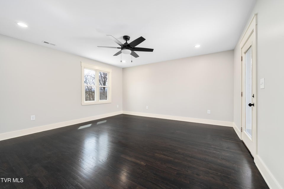 Photo #46: 226 Dorothy Circle