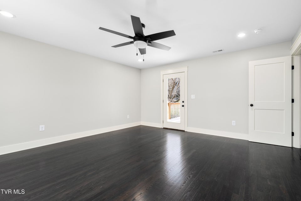 Photo #48: 226 Dorothy Circle