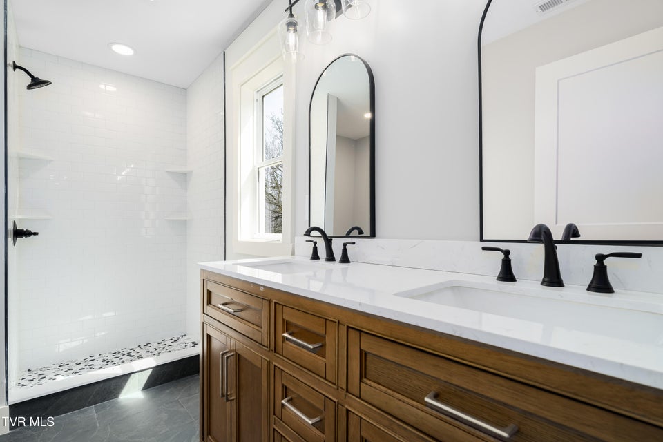 Photo #49: 226 Dorothy Circle