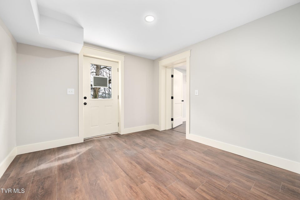 Photo #56: 226 Dorothy Circle