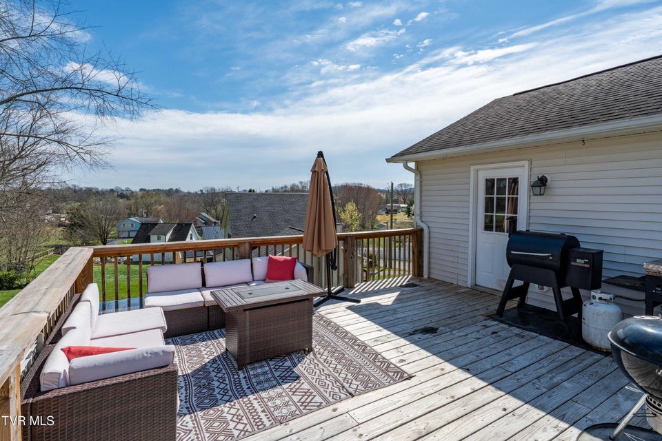 Photo #18: 283 Ridgeview Drive