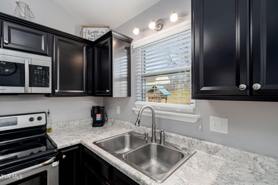 Photo #30: 283 Ridgeview Drive