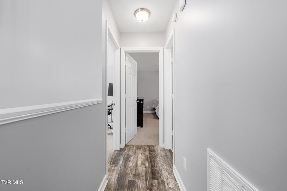 Photo #32: 283 Ridgeview Drive