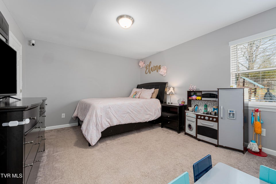 Photo #36: 283 Ridgeview Drive