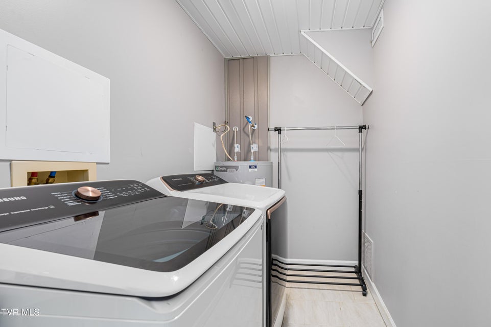 Photo #39: 283 Ridgeview Drive