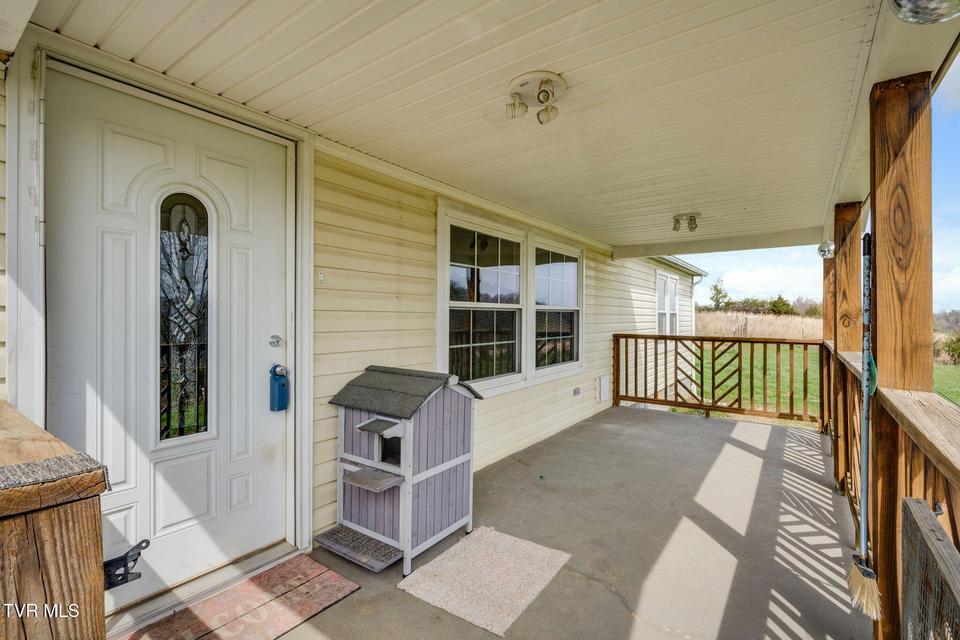 Photo #38: 7185 Snapps Ferry Road