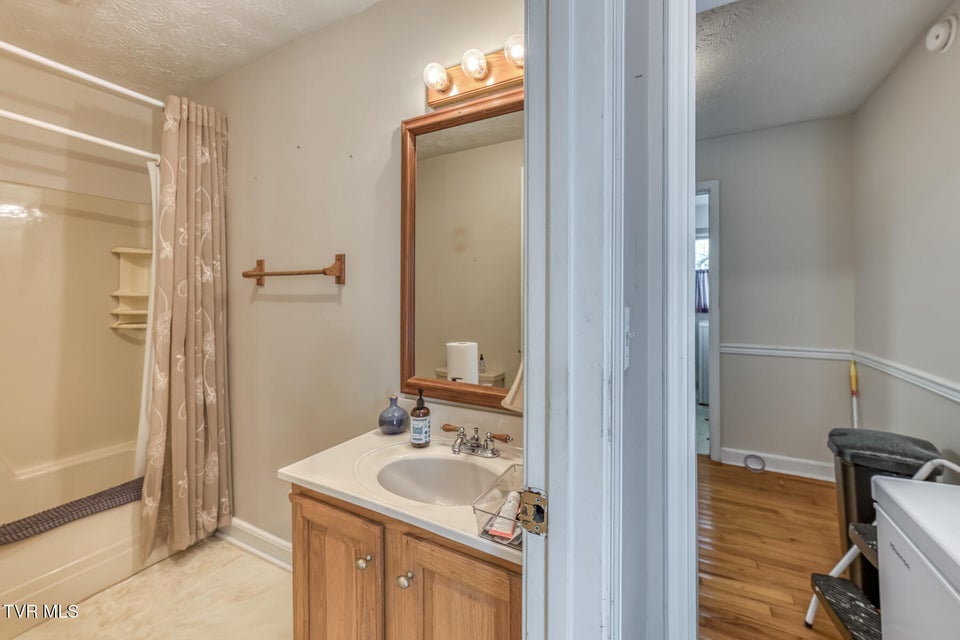 Photo #25: 306 Burley Shouns Lane