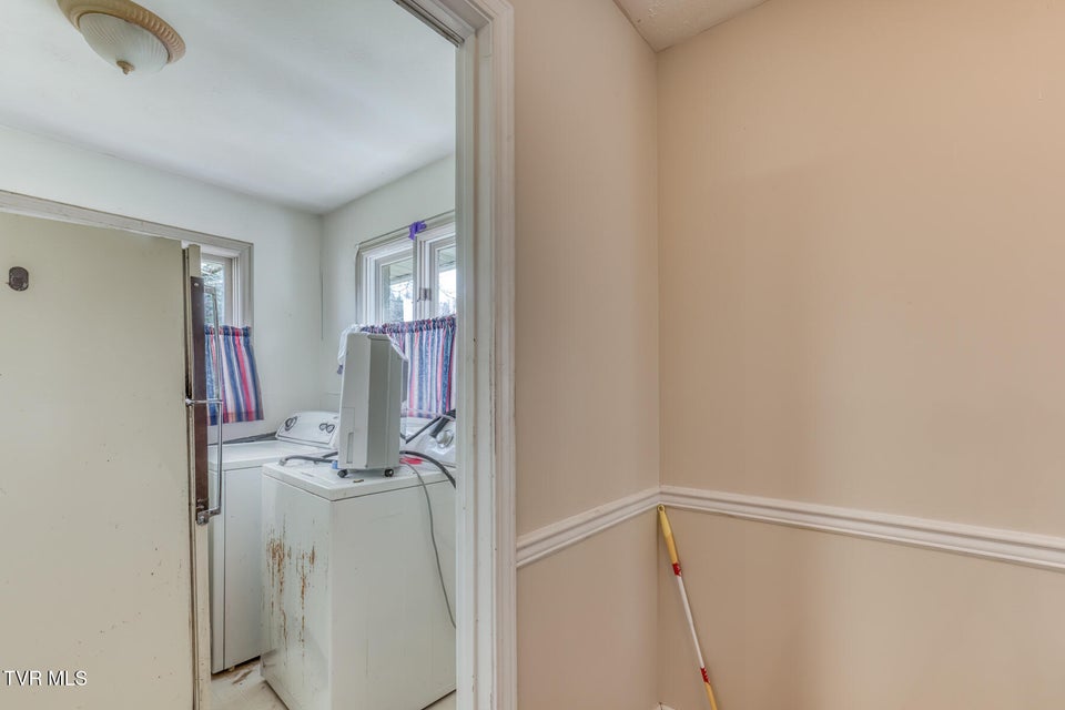 Photo #31: 306 Burley Shouns Lane