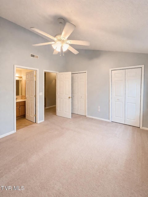 Photo #9: 660 Beaverview Drive