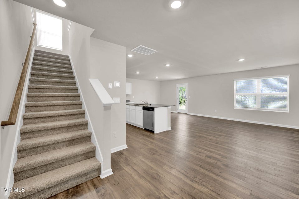 Photo #11: 17 Morsel Court 