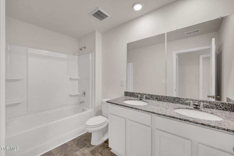 Photo #15: 17 Morsel Court 