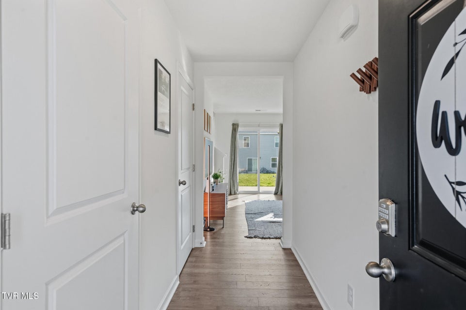 Photo #5: 1113 Aspen Terrace