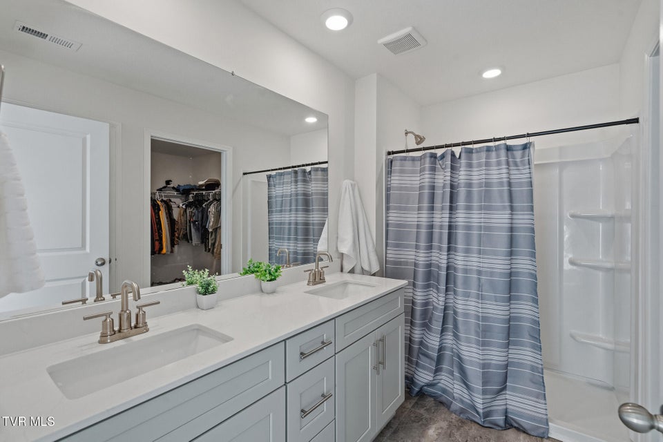 Photo #16: 1113 Aspen Terrace