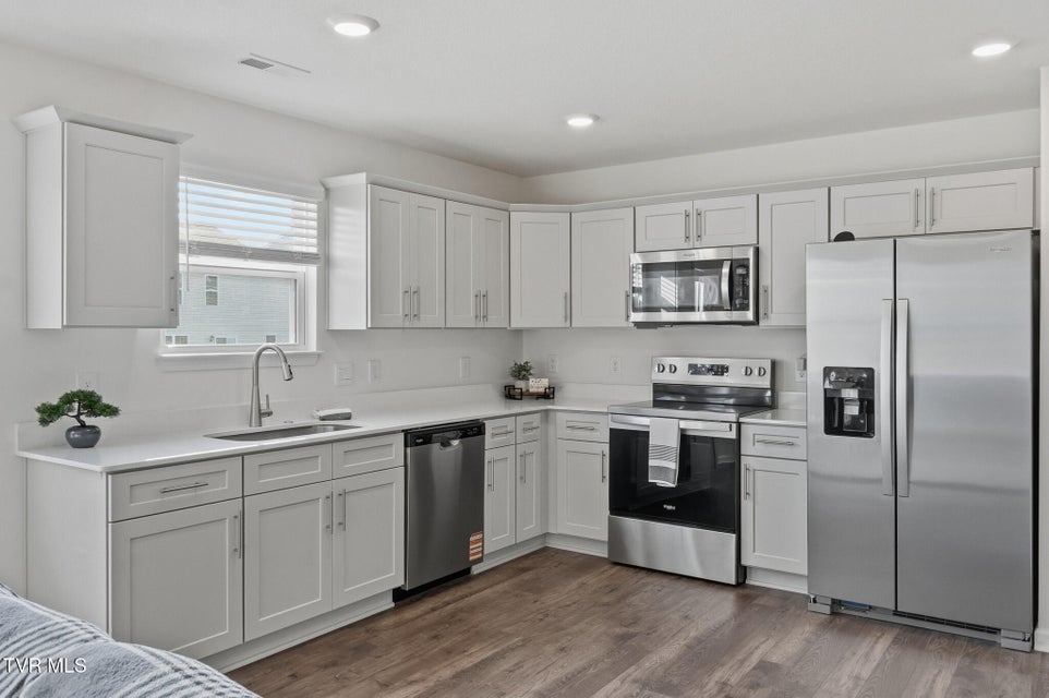 Photo #7: 1113 Aspen Terrace