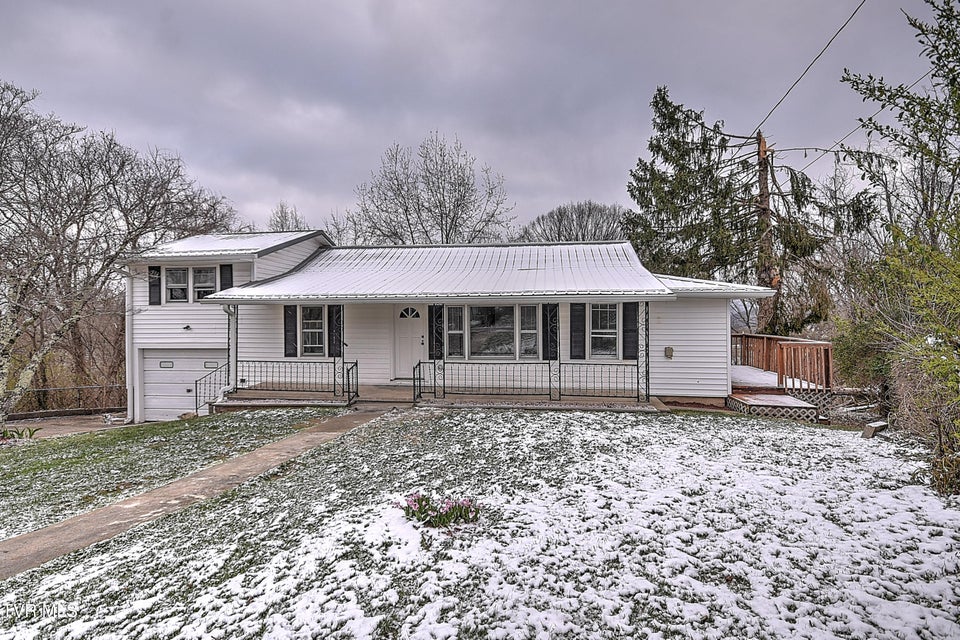 Photo #4: 1570 Granby Road