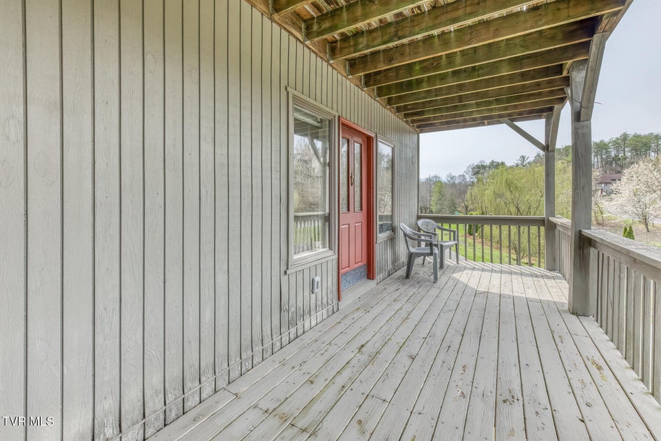 Photo #48: 222 Willowbend Court