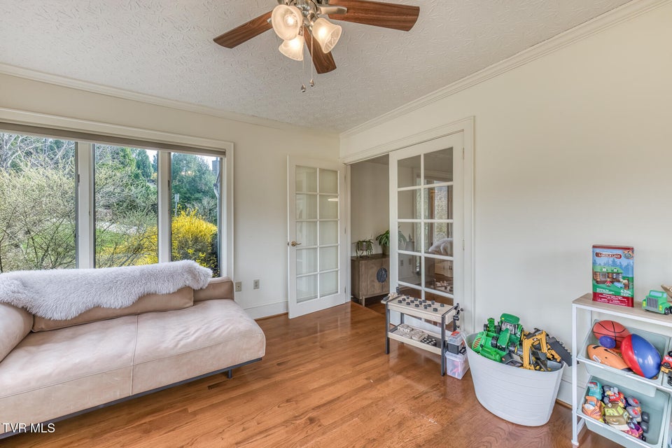 Photo #20: 222 Willowbend Court