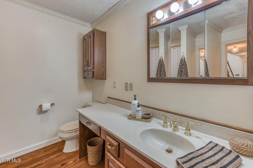 Photo #23: 222 Willowbend Court