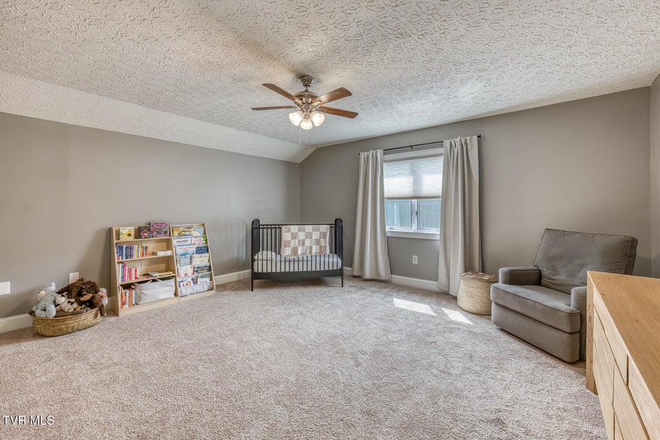 Photo #38: 222 Willowbend Court