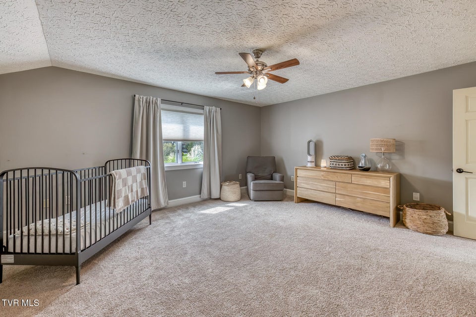 Photo #39: 222 Willowbend Court