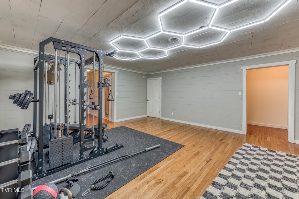 Photo #42: 222 Willowbend Court