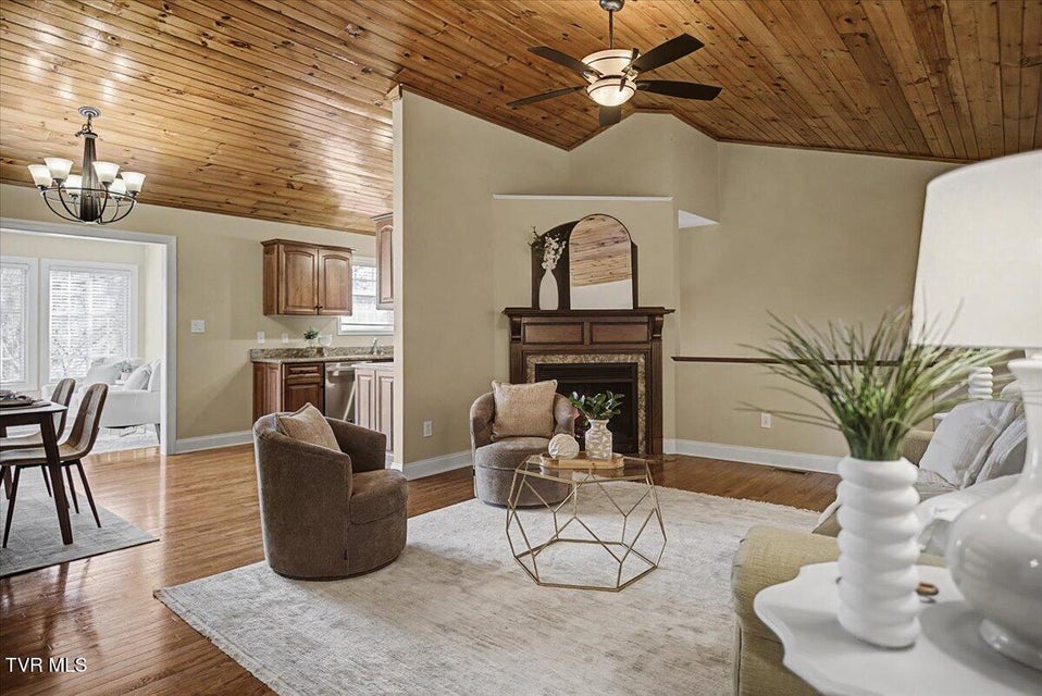 Photo #6: 34 Bridgewater Court