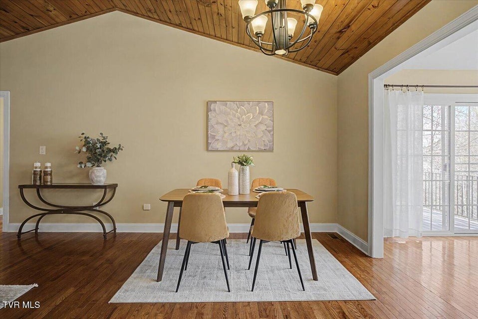 Photo #10: 34 Bridgewater Court