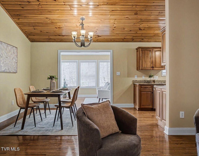 Photo #11: 34 Bridgewater Court