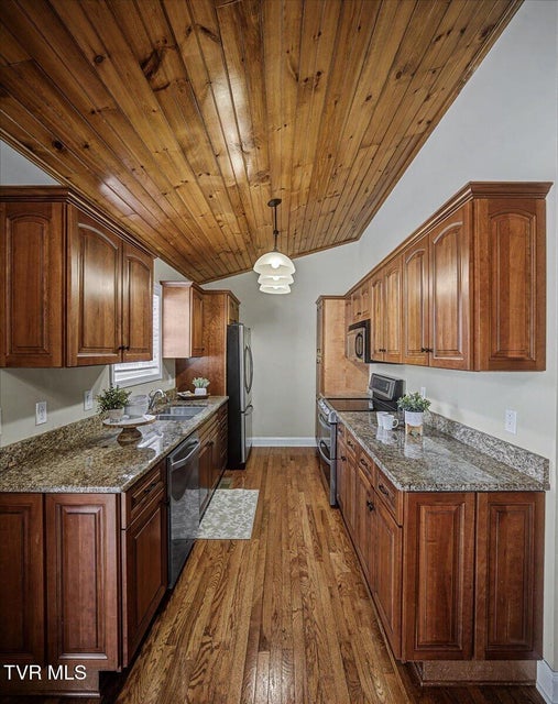 Photo #13: 34 Bridgewater Court