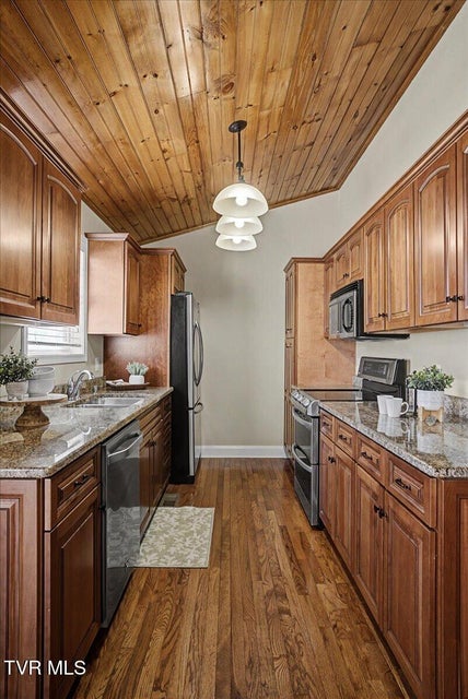 Photo #18: 34 Bridgewater Court