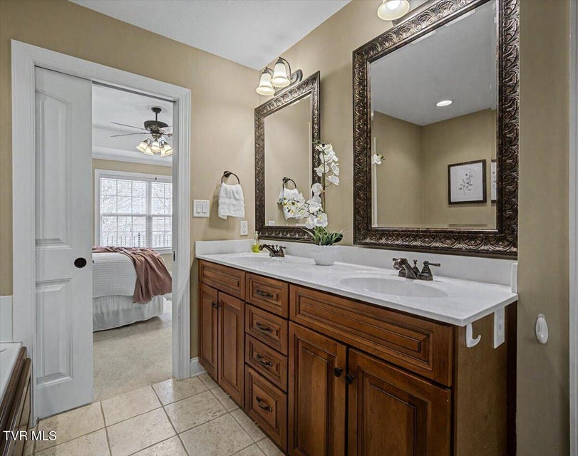 Photo #26: 34 Bridgewater Court