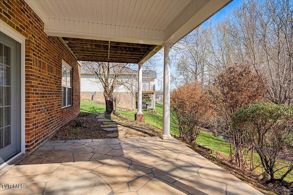 Photo #38: 34 Bridgewater Court