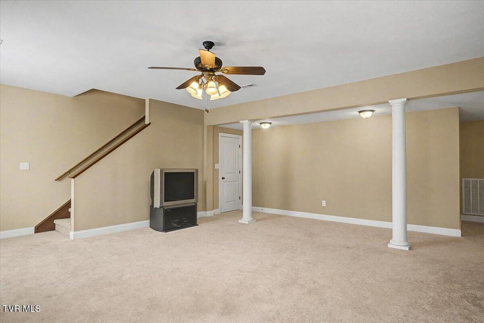 Photo #52: 34 Bridgewater Court