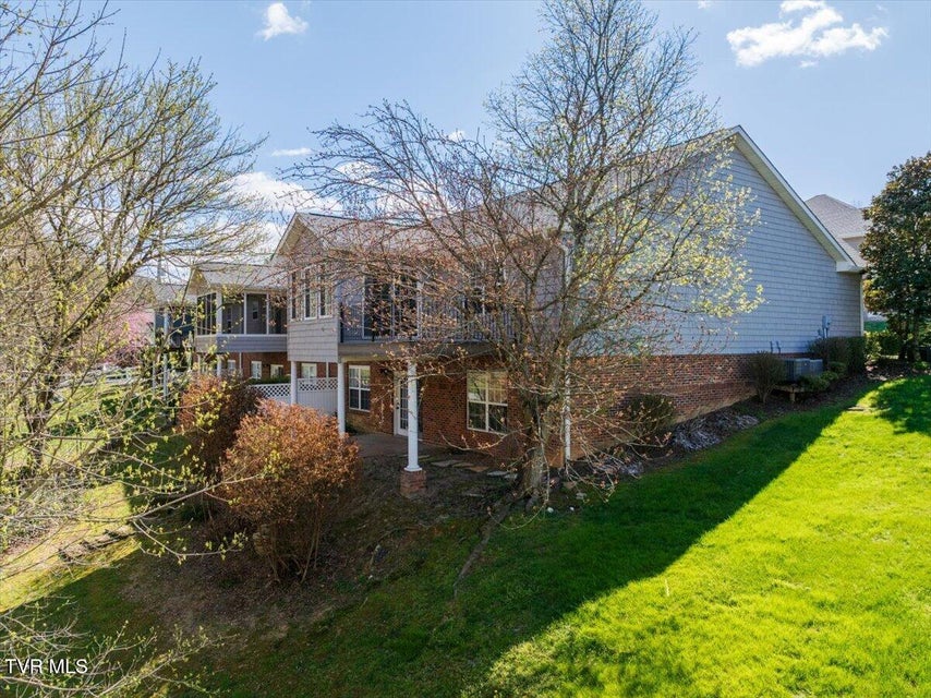 Photo #64: 34 Bridgewater Court