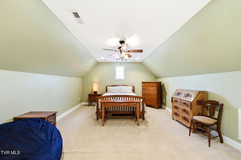 Photo #35: 425 Settlers Way