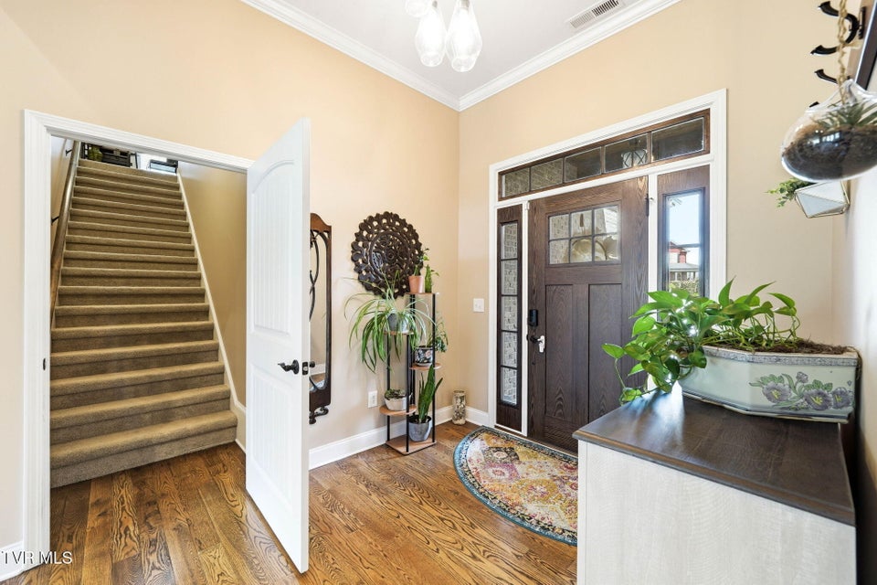 Photo #33: 425 Settlers Way