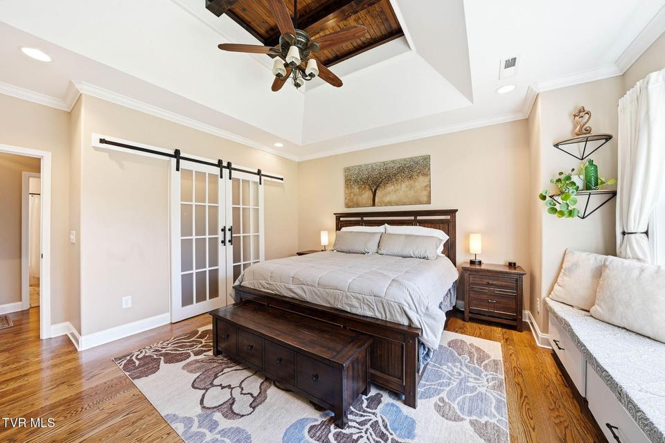 Photo #20: 425 Settlers Way