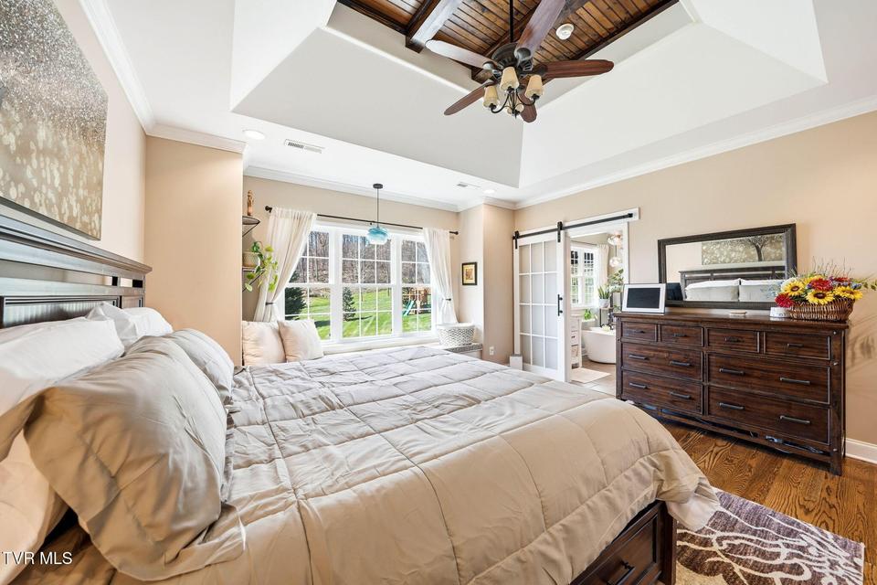 Photo #21: 425 Settlers Way